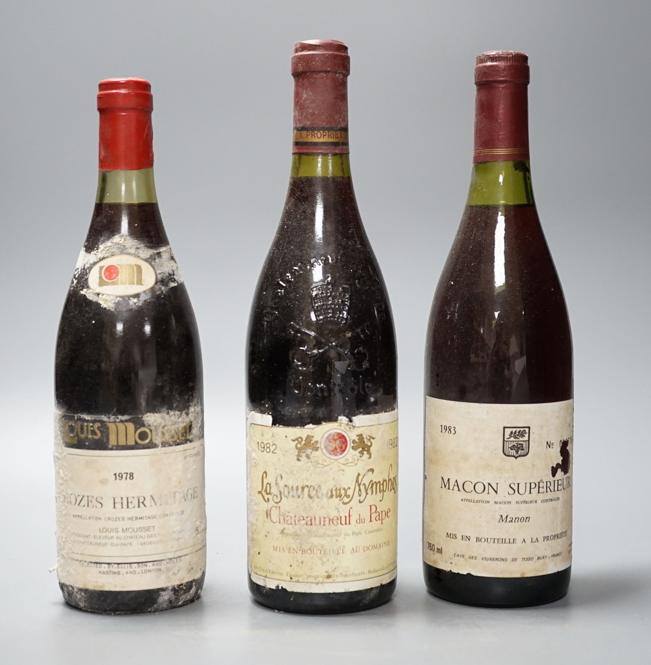 26 bottles of mixed red wines, 10 bottles Barbera D'Asti 1985, 6 bottles of Domaine de Coyeux 1986, 2 bottles of Chateauneuf du Pape 1982 etc